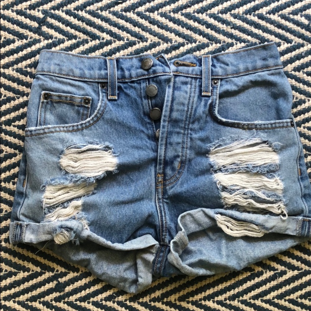 Highwasted jean shorts